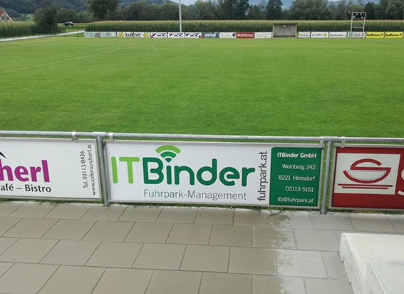 ITBinder Logo Tafel für Fussballplatz